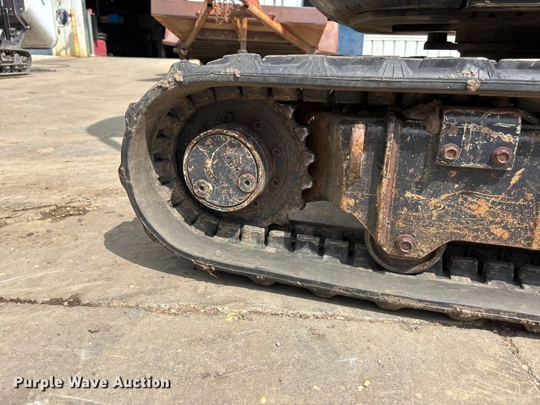 image for item EA4833 2015 Kubota U17 mini excavator