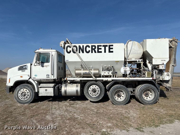 image for item EA7218 2021 Western Star 4700 volumetric concrete mixer truck
