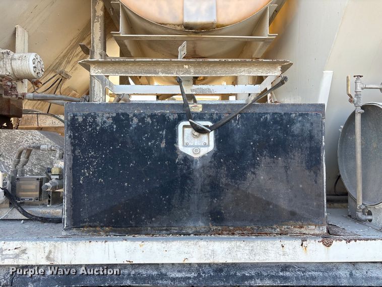 image for item EA7218 2021 Western Star 4700 volumetric concrete mixer truck