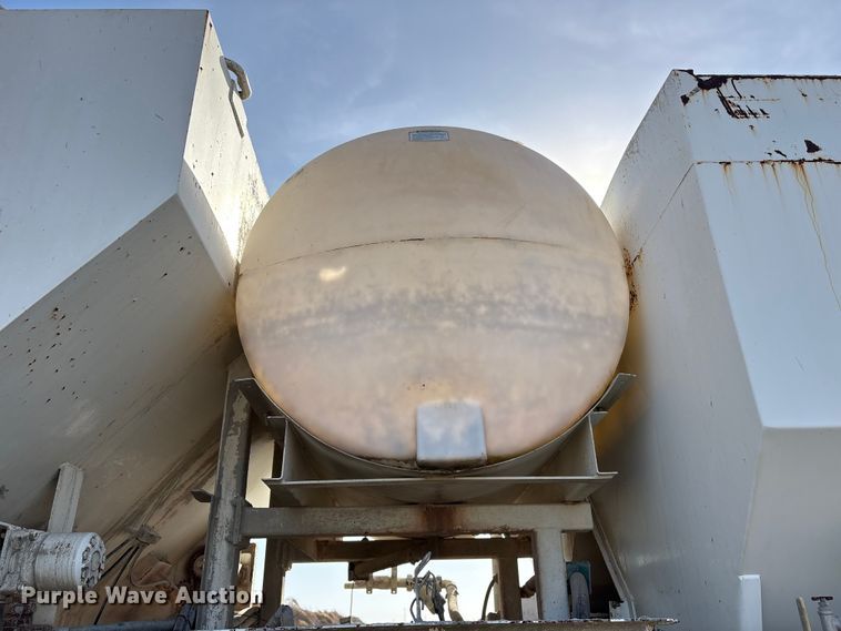 image for item EA7218 2021 Western Star 4700 volumetric concrete mixer truck