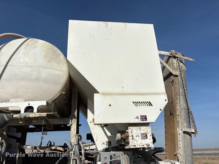 image for item EA7218 2021 Western Star 4700 volumetric concrete mixer truck