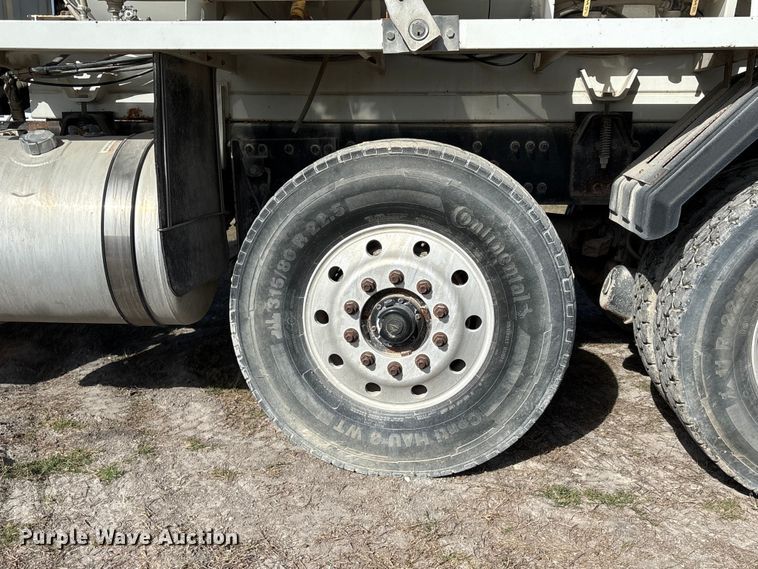 image for item EA7218 2021 Western Star 4700 volumetric concrete mixer truck