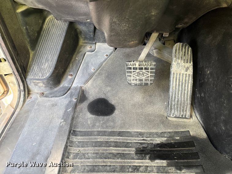 image for item EA7218 2021 Western Star 4700 volumetric concrete mixer truck