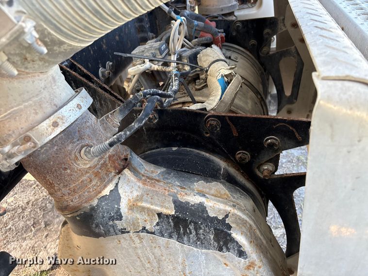 image for item EA7218 2021 Western Star 4700 volumetric concrete mixer truck