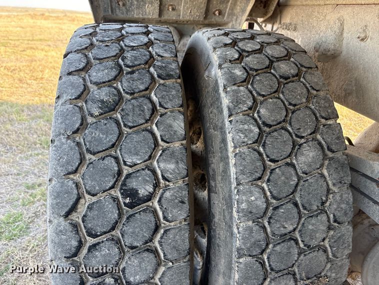 image for item EA7218 2021 Western Star 4700 volumetric concrete mixer truck