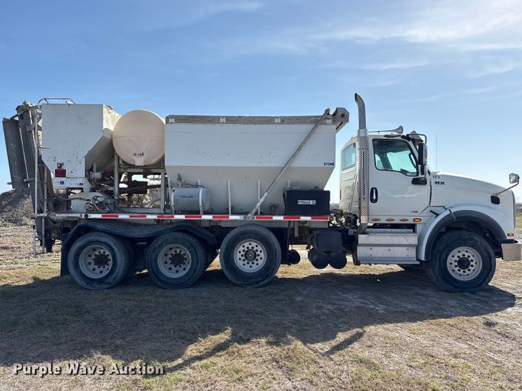 image for item EA7219 2022 International HX620 volumetric concrete mixer truck