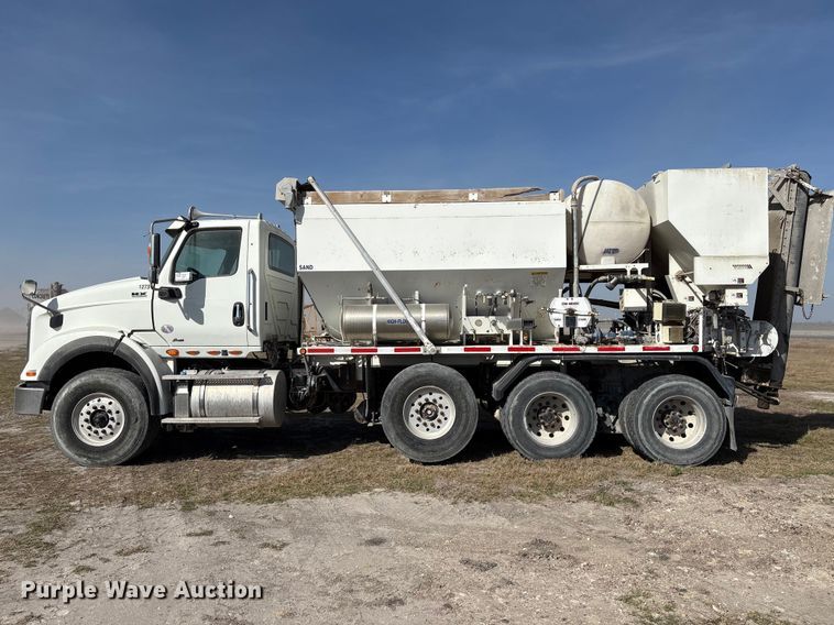 image for item EA7219 2022 International HX620 volumetric concrete mixer truck