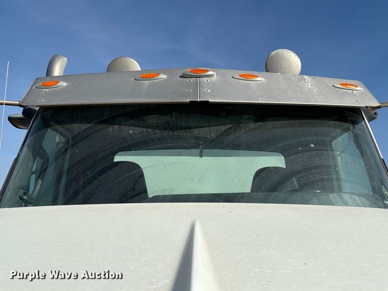 image for item EA7219 2022 International HX620 volumetric concrete mixer truck