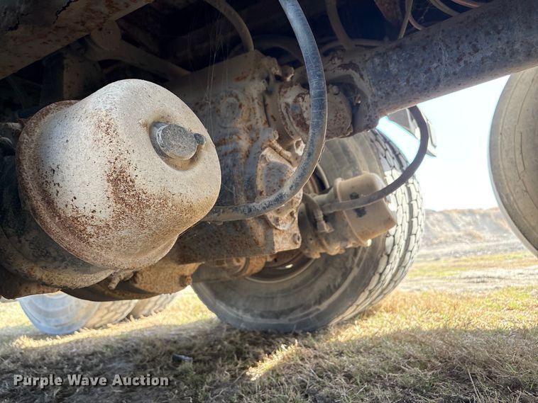 image for item EA7219 2022 International HX620 volumetric concrete mixer truck