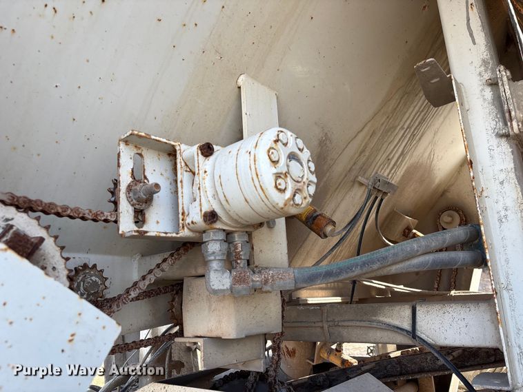 image for item EA7219 2022 International HX620 volumetric concrete mixer truck