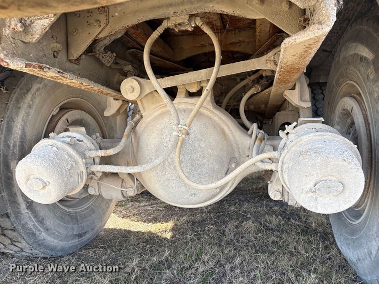 image for item EA7219 2022 International HX620 volumetric concrete mixer truck