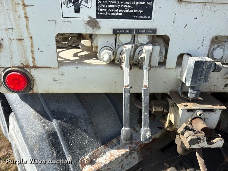 image for item EA7219 2022 International HX620 volumetric concrete mixer truck