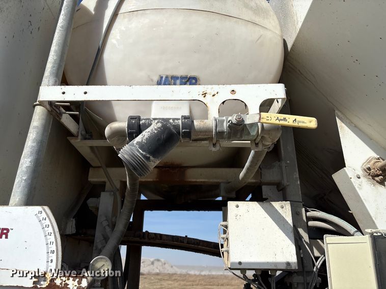 image for item EA7219 2022 International HX620 volumetric concrete mixer truck