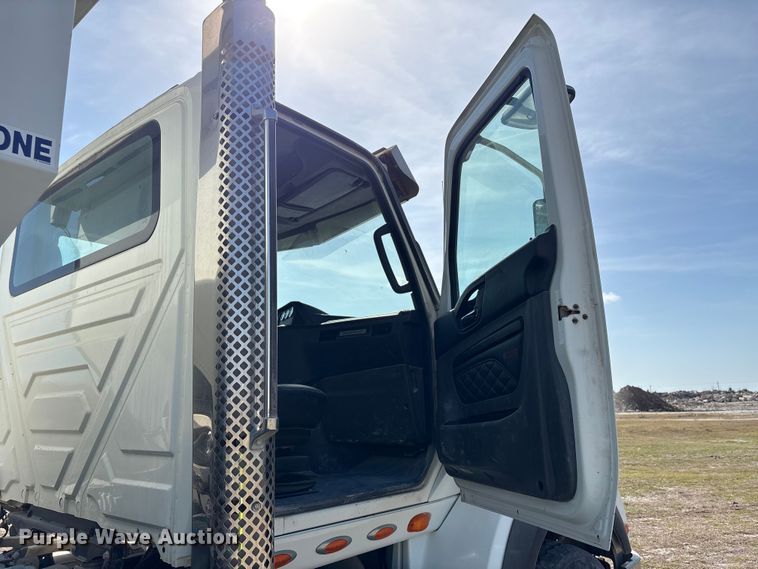 image for item EA7219 2022 International HX620 volumetric concrete mixer truck