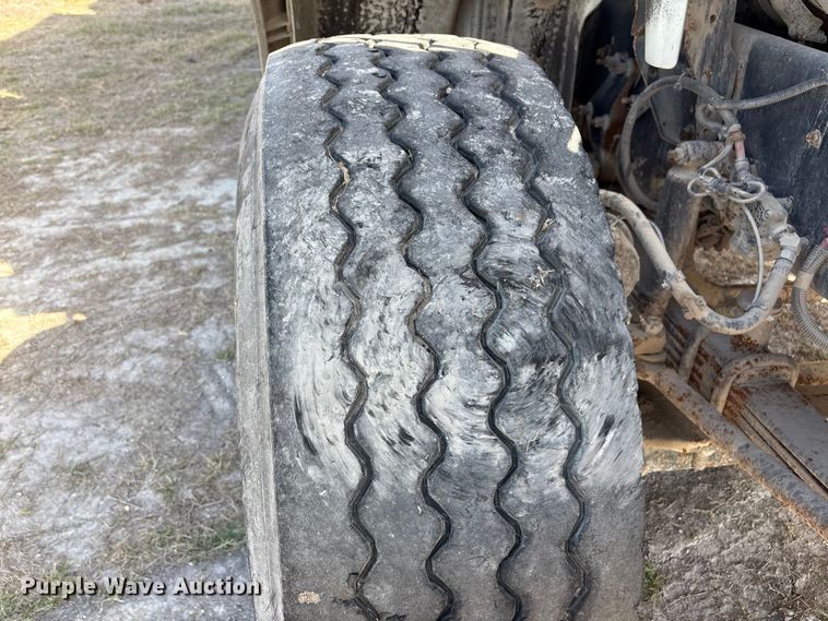 image for item EA7219 2022 International HX620 volumetric concrete mixer truck