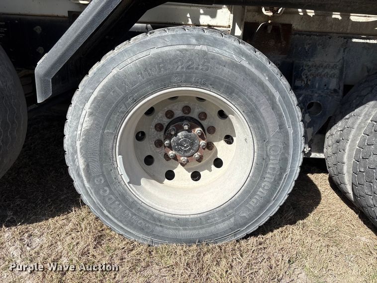 image for item EA7219 2022 International HX620 volumetric concrete mixer truck