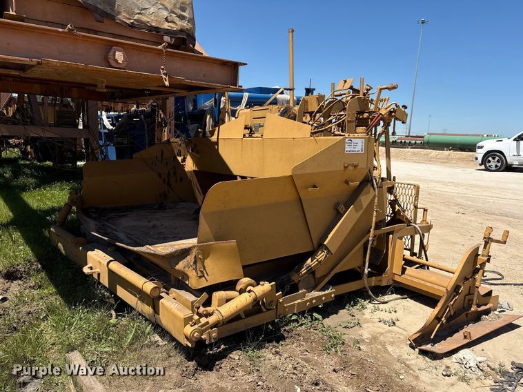 image for item EA7271 -2 Lee Boy L1000T paver