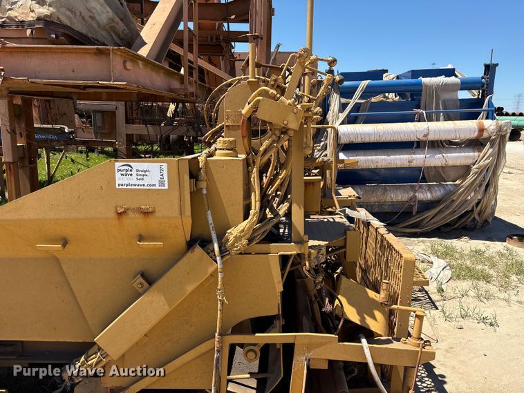 image for item EA7271 -2 Lee Boy L1000T paver