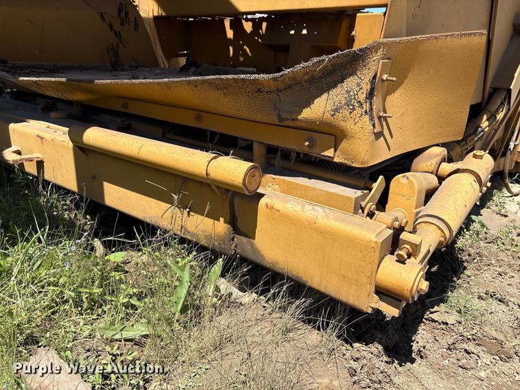 image for item EA7271 -2 Lee Boy L1000T paver