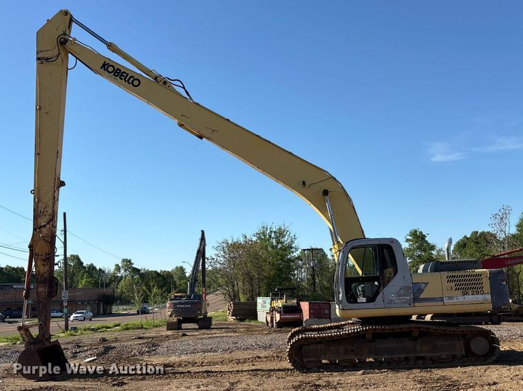 image for item EA7954 2005 Kobelco SK290LC long reach excavator