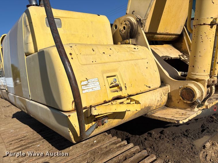 image for item EA7954 2005 Kobelco SK290LC long reach excavator
