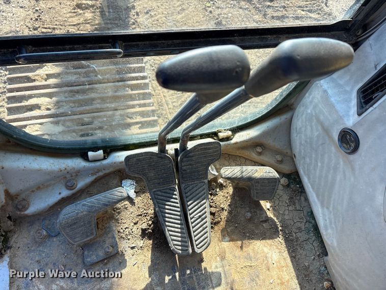 image for item EA7954 2005 Kobelco SK290LC long reach excavator