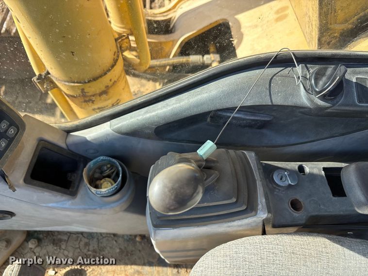 image for item EA7954 2005 Kobelco SK290LC long reach excavator