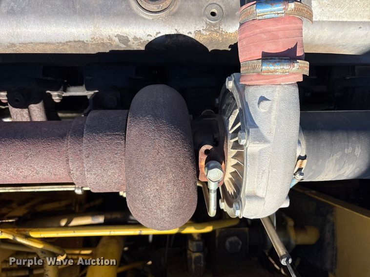 image for item EA7954 2005 Kobelco SK290LC long reach excavator