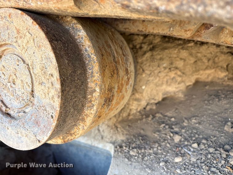 image for item EA7954 2005 Kobelco SK290LC long reach excavator