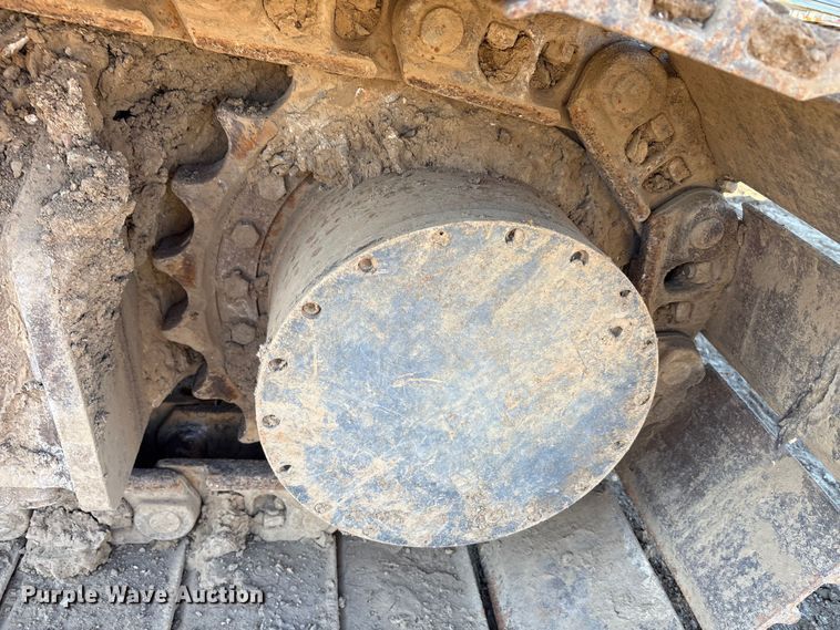 image for item EA7954 2005 Kobelco SK290LC long reach excavator