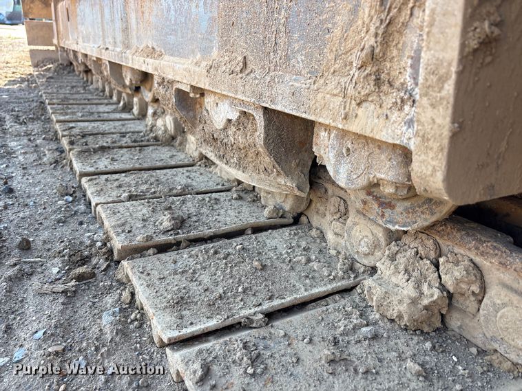 image for item EA7954 2005 Kobelco SK290LC long reach excavator