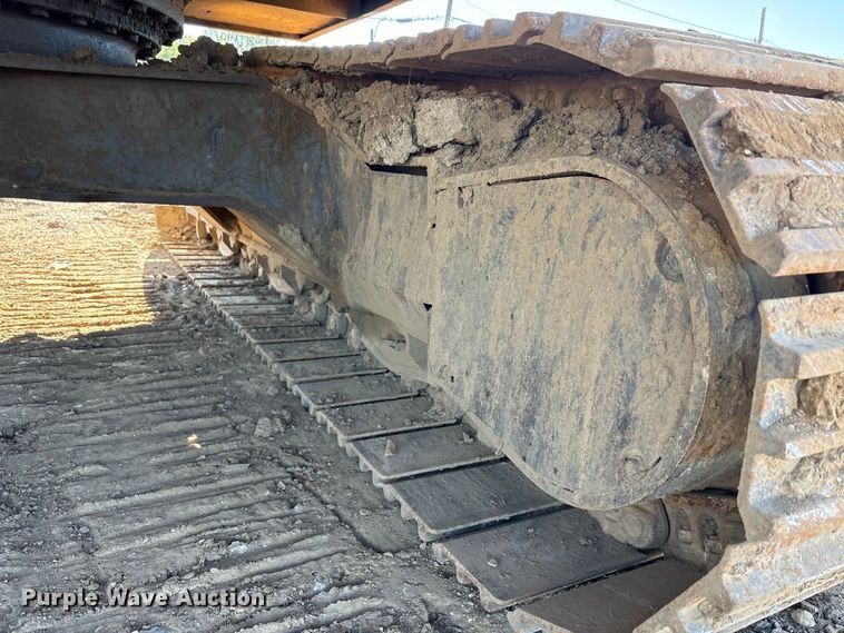 image for item EA7954 2005 Kobelco SK290LC long reach excavator