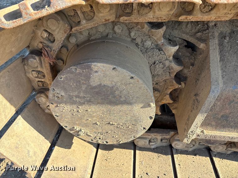 image for item EA7954 2005 Kobelco SK290LC long reach excavator