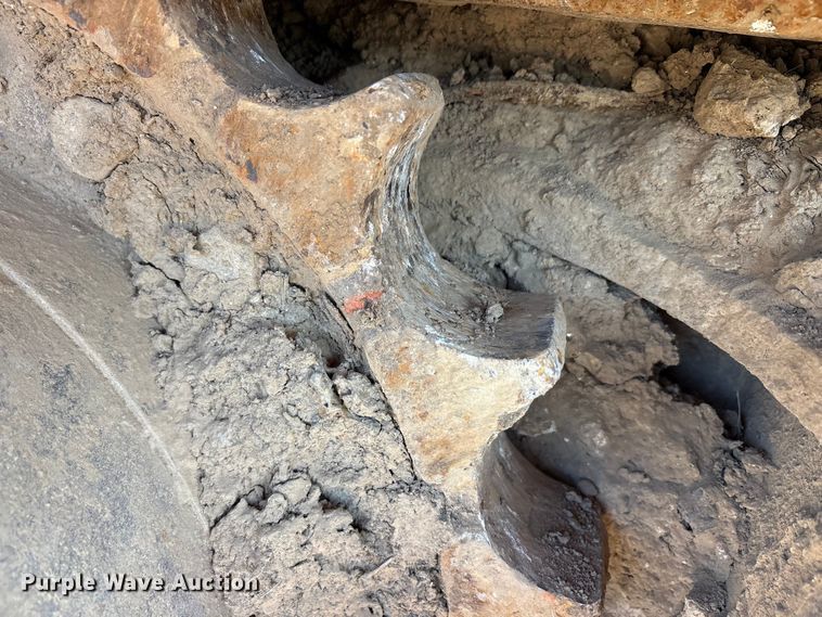 image for item EA7954 2005 Kobelco SK290LC long reach excavator