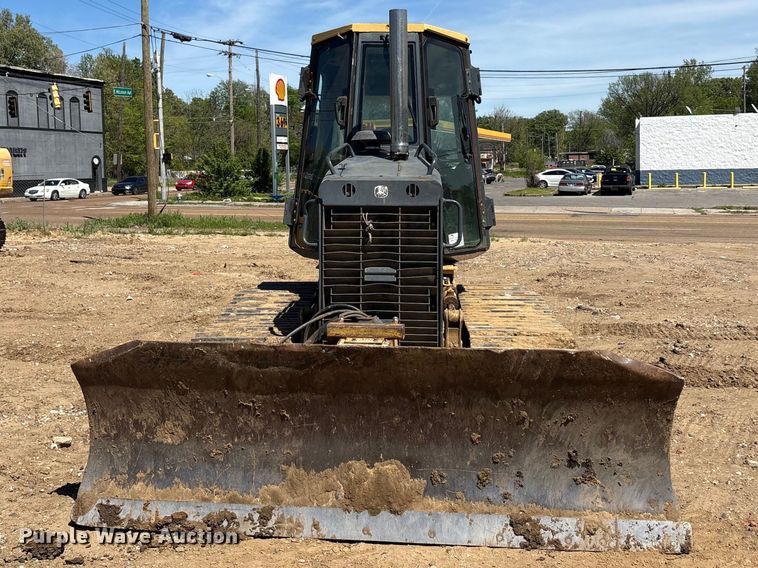 image for item EA7955 2007 John Deere 450J dozer