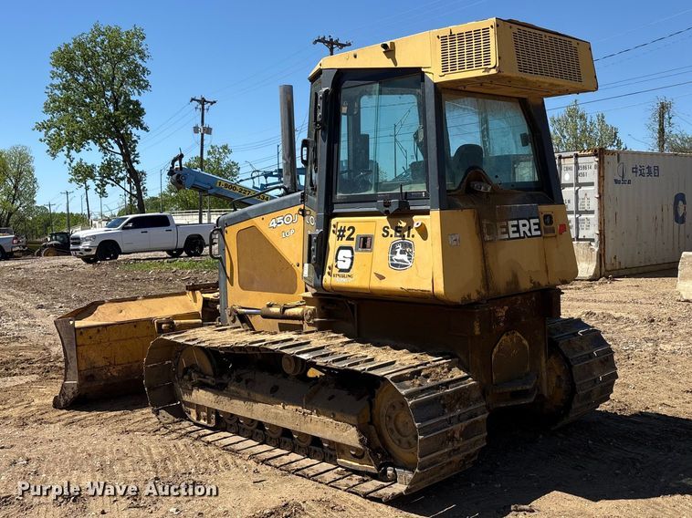 image for item EA7955 2007 John Deere 450J dozer