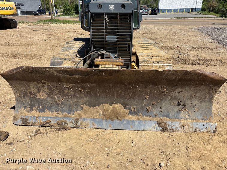 image for item EA7955 2007 John Deere 450J dozer