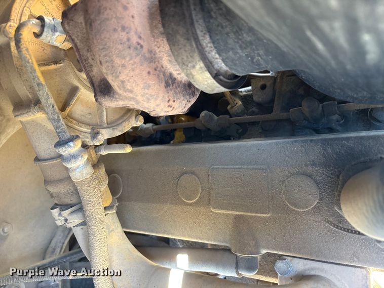 image for item EA7955 2007 John Deere 450J dozer