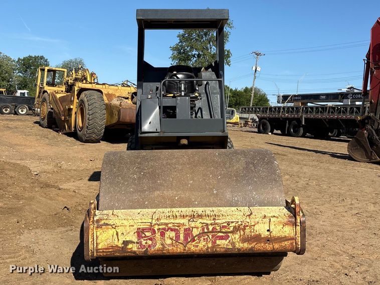 image for item EA7956 2006 Bomag BW177D-3 single drum vibratory roller