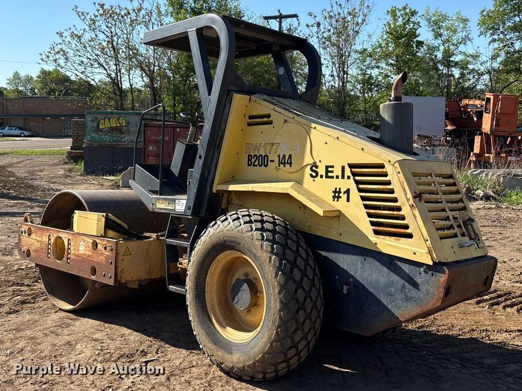image for item EA7956 2006 Bomag BW177D-3 single drum vibratory roller