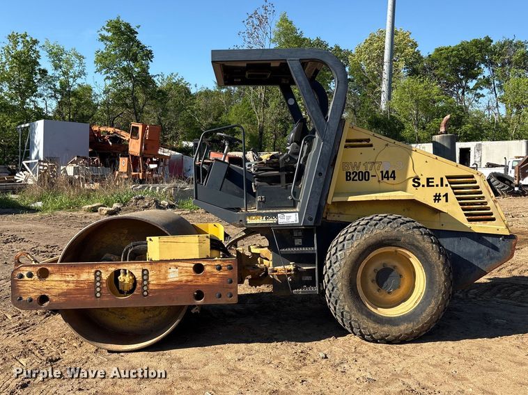 image for item EA7956 2006 Bomag BW177D-3 single drum vibratory roller