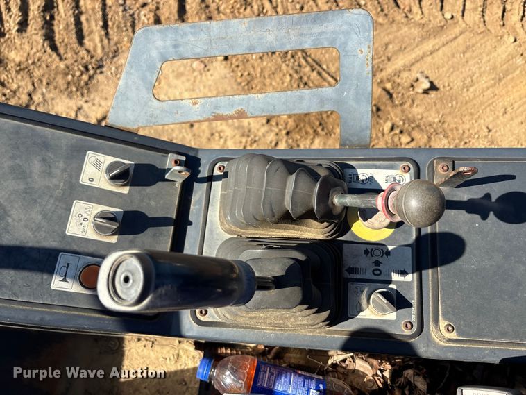 image for item EA7956 2006 Bomag BW177D-3 single drum vibratory roller