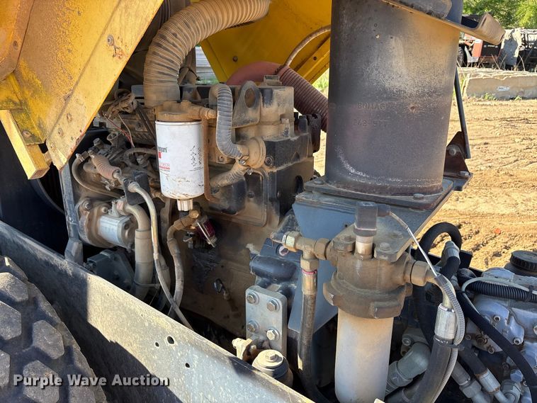 image for item EA7956 2006 Bomag BW177D-3 single drum vibratory roller