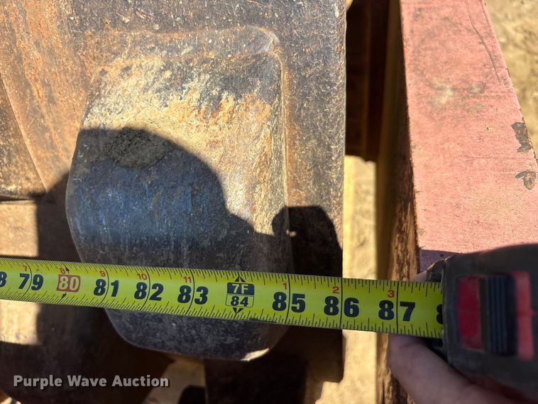 image for item EA7957 2005 Dynapak CA250PD single drum vibratory roller