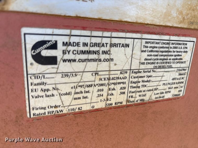 image for item EA7957 2005 Dynapak CA250PD single drum vibratory roller