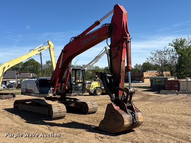 image for item EA7958 Link-Belt 210X2 excavator