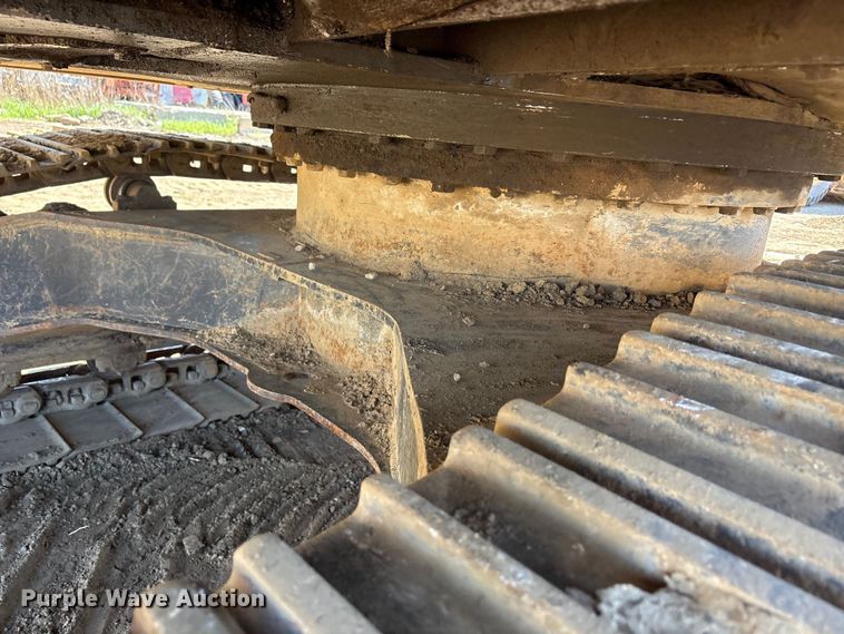 image for item EA7958 Link-Belt 210X2 excavator