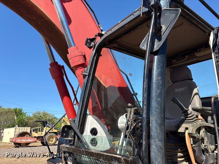 image for item EA7958 Link-Belt 210X2 excavator