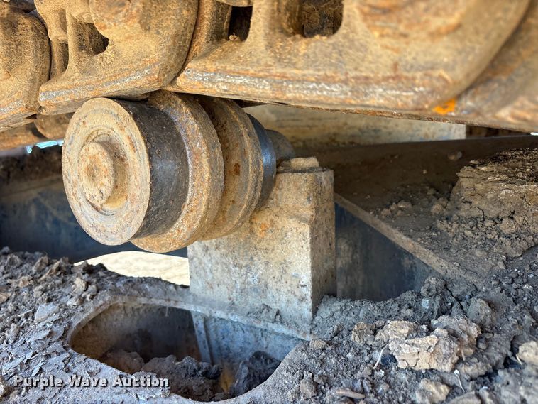 image for item EA7958 Link-Belt 210X2 excavator