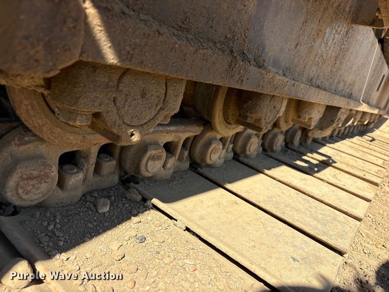 image for item EA7958 Link-Belt 210X2 excavator